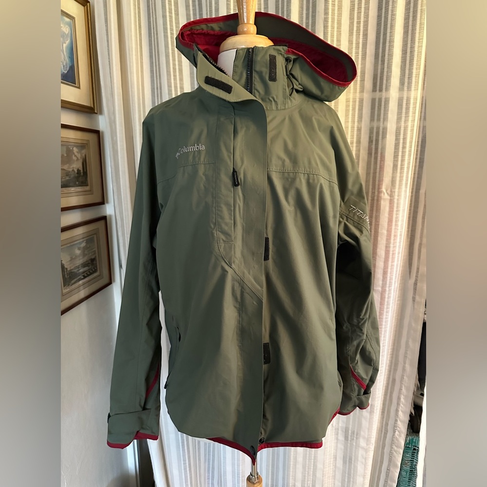 Columbia Rain Jacket XL